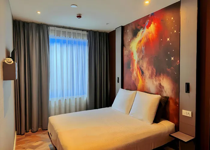 Nebula By Ine's Assendelft